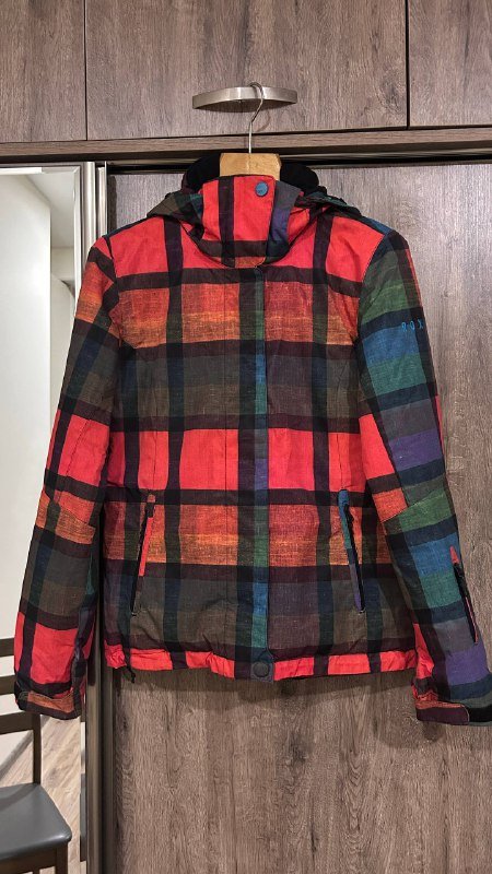 Горнолыжная женская куртка Roxy