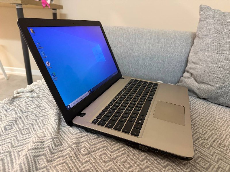 Ноутбук ASUS X540L Intel Core i3 4GB 500GB 2