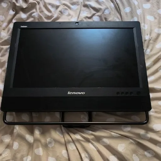 Два моноблока HP 22-c050ng и Lenovo ThinkCentre M92z
