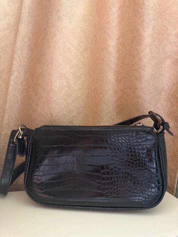 Сумки, штаны, кофта с худи 3