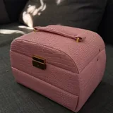 Iron, pink cosmetic case 6