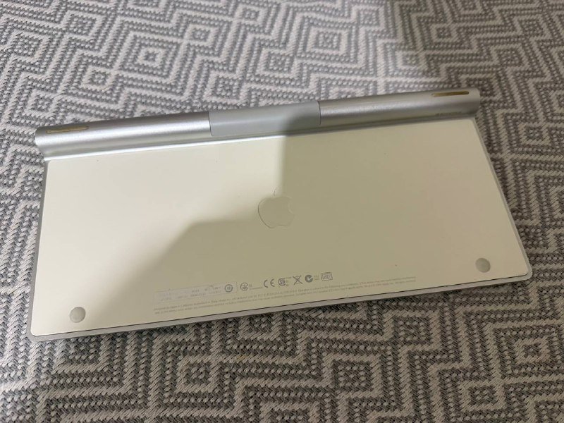 Клавиатура Apple 2