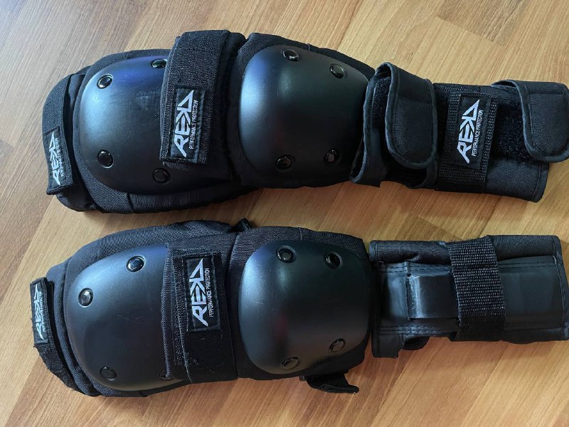 Ролики Rollerblade Twister Edge ANTHRACITE/YELLOW, комплект защиты 3