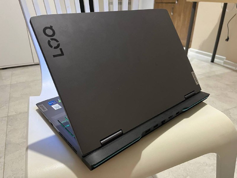 Игровой ноутбук Lenovo LOQ 15IRH8
