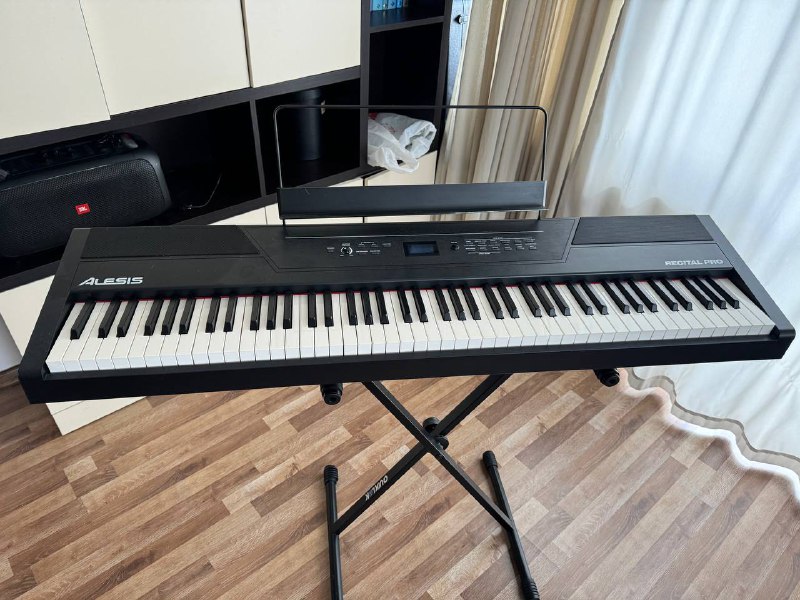 Цифровое пианино Alesis Recital Pro 2