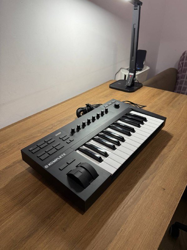 Аксессуары и техника, мебель, обувь, переноски для питомцев, книги 3