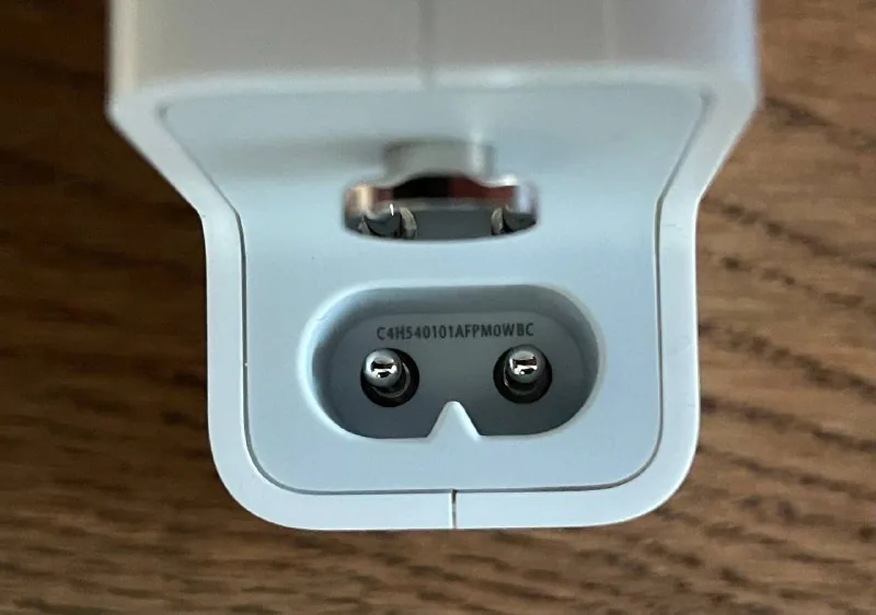 Original Apple USB-C 96W Power Adapter with Cable 1