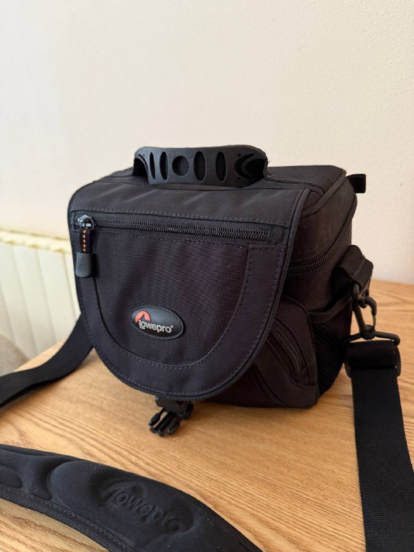 Камера Canon 70D с объективом и аксессуарами 4