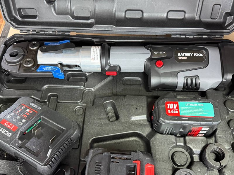 Аппарат для обжима фитингов