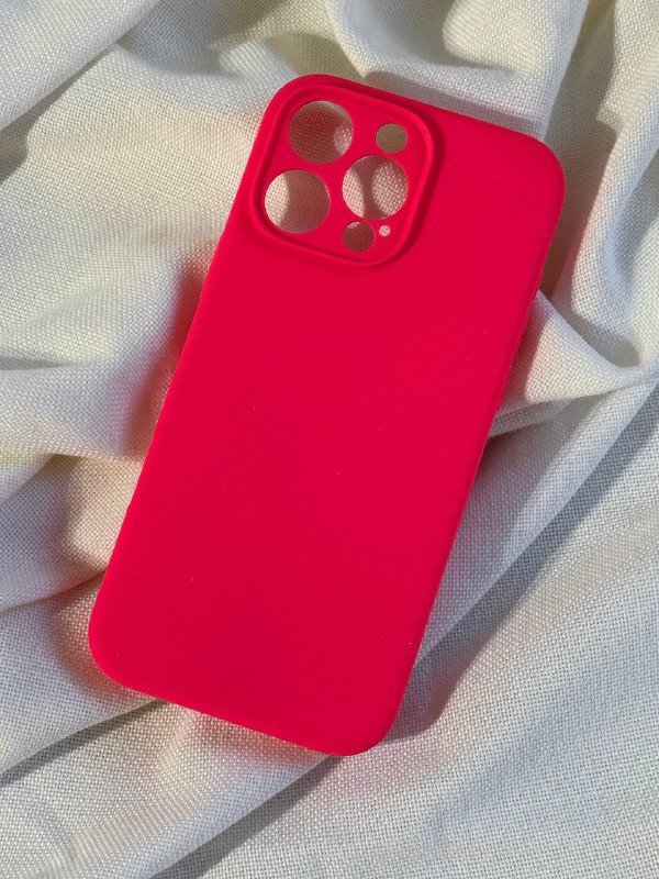 Чехлы на IPhone 16 pro max 4