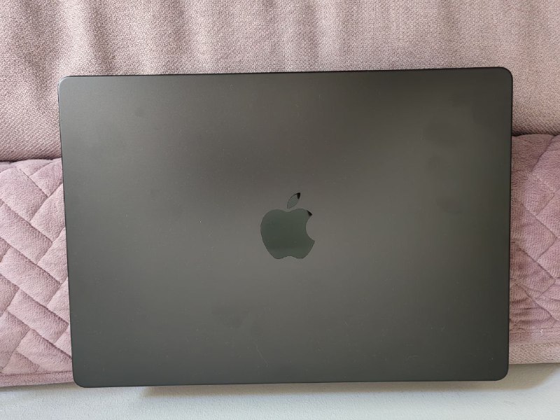 Macbook Pro 14" M4 16GB 1TB SSD 2