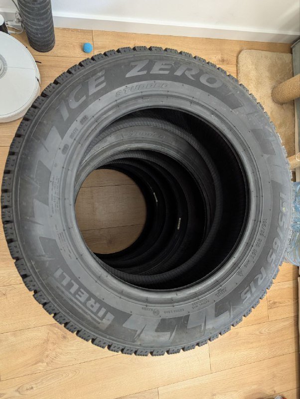 4 зимние шины Pirelli Winter Ice Zero 195/65 R15 95T 2