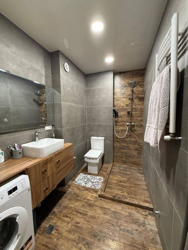 Квартира 3 комнаты, 2 спальни в Сабуртало 5