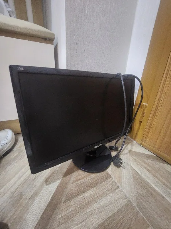 Philips monitor with cable