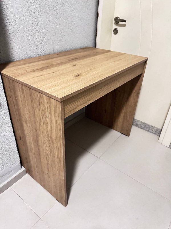 Стол 90x55 см с выдвижным ящиком 3