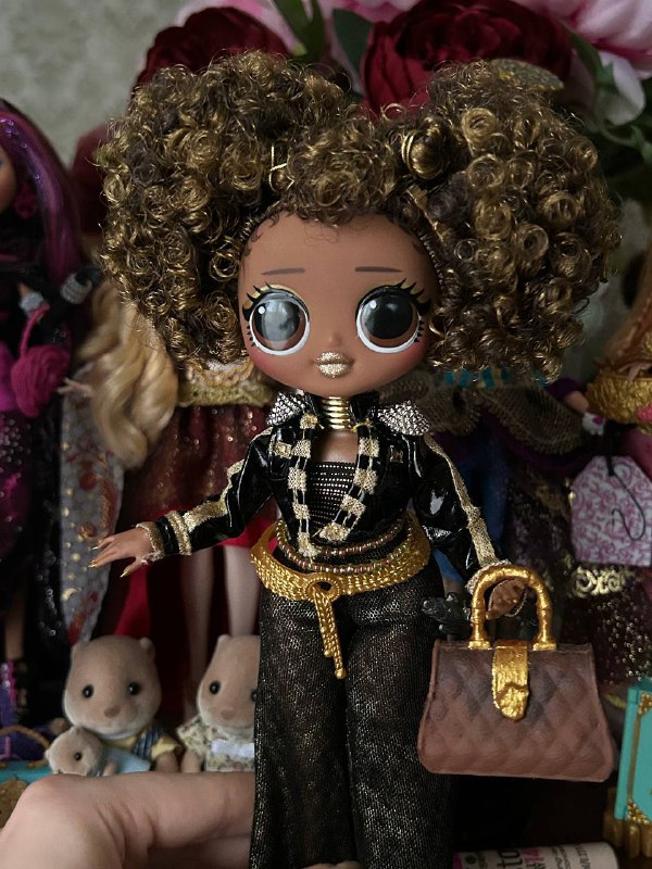 Кукла с сумочкой 2