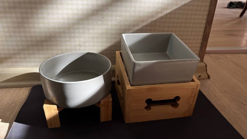 Двойные керамические миски для собаки на подставке