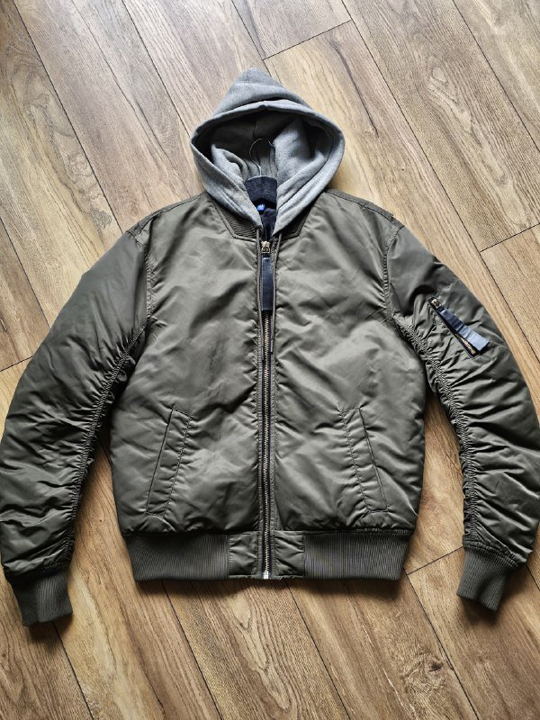 Куртка Пуховик размер XL