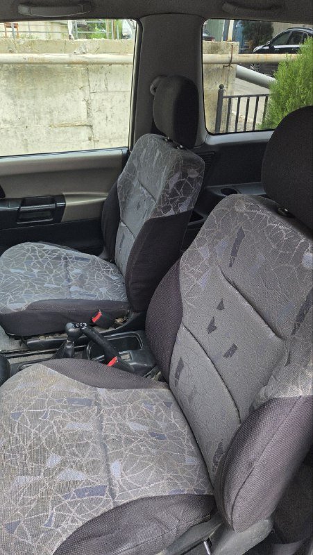 Mitsubishi Pajero iO 1998 компактный внедорожник 9