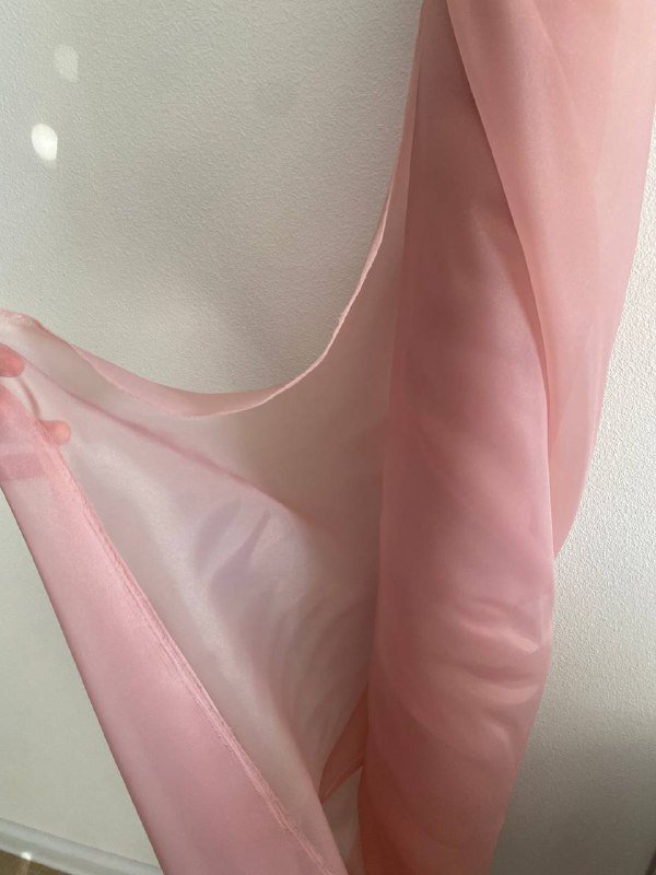 Маска металлическая, баска, белые рукавчики, платье, жакет, шопер, тапочки, органза, вешалка для украшений 7