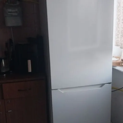 Холодильник, шкаф для прихожей