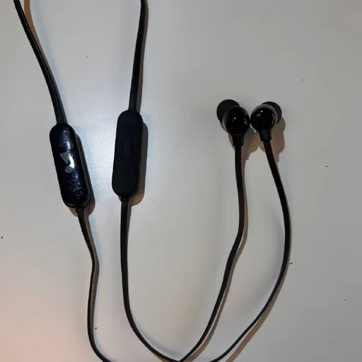 Наушники JBL 215BT, JBL 135 BT