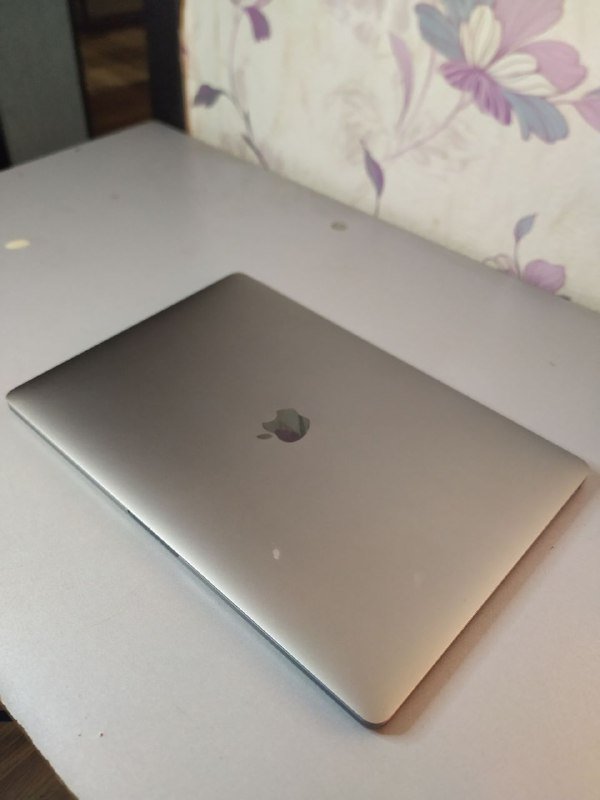 Macbook pro 15 2019 A1909 3