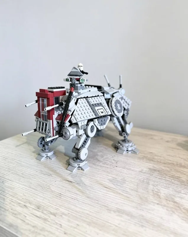 LEGO Star Wars AT-TE Walker 1