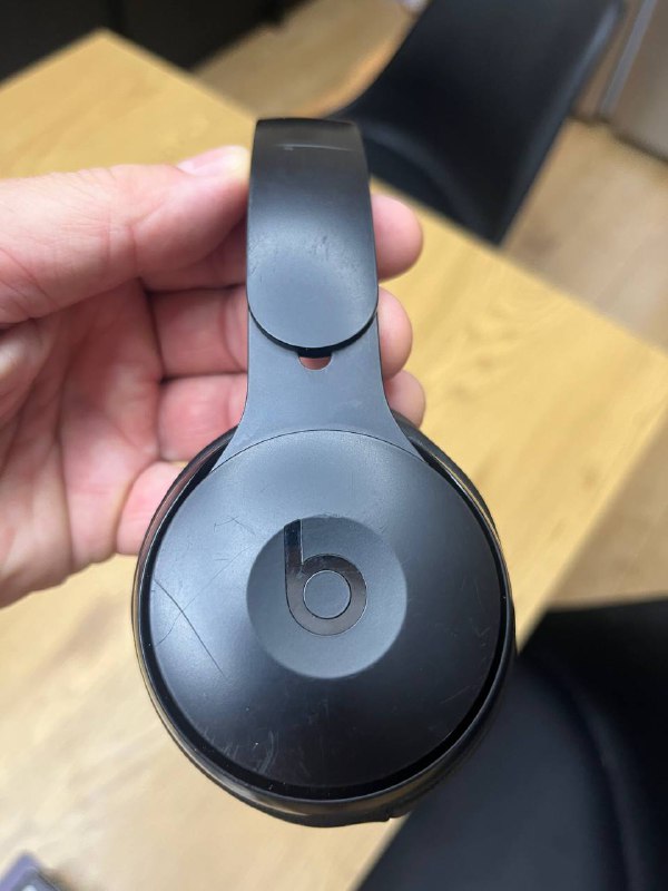 Наушники Beats Solo Pro б/у оригинал 2