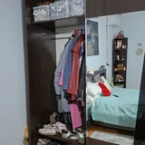 Spacious mirrored sliding-door wardrobe 2