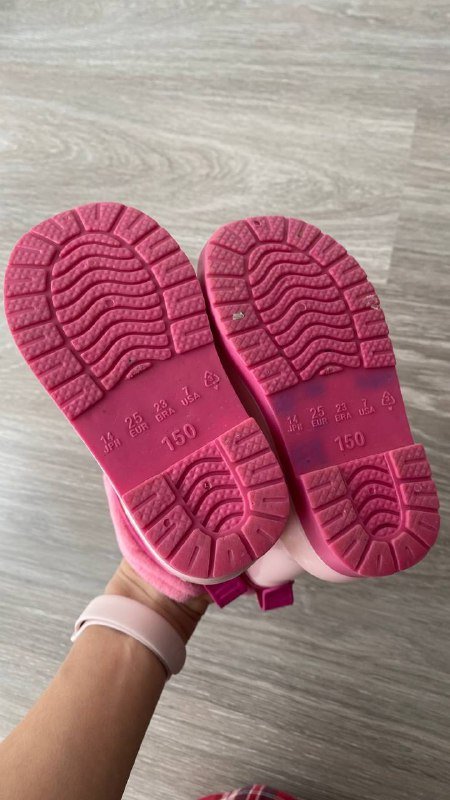 Резиновые сапоги, теплые сапожки и непромокаемый комбез с варежками 6