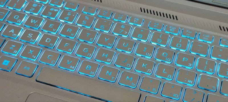 Ноутбук Acer Nitro V ANV14-61 AMD Ryzen 7 8845HS 32ГБ 1024ГБ RTX 4050 3