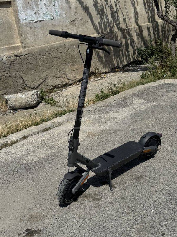 Xiaomi 4 Ultra электросамокат 2