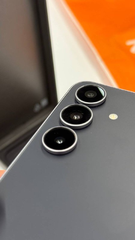 Samsung S25 FE 256 ГБ 4