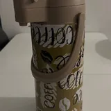 Термос с насосом, бумажные стаканчики 2