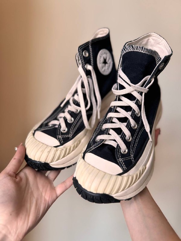 Кеды Convers, Розовые кеды, Винтажные туфли Rieker, Винтажные лоферы Tommy Hilfiger