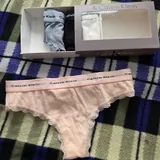 Трусики Calvin Klein 2