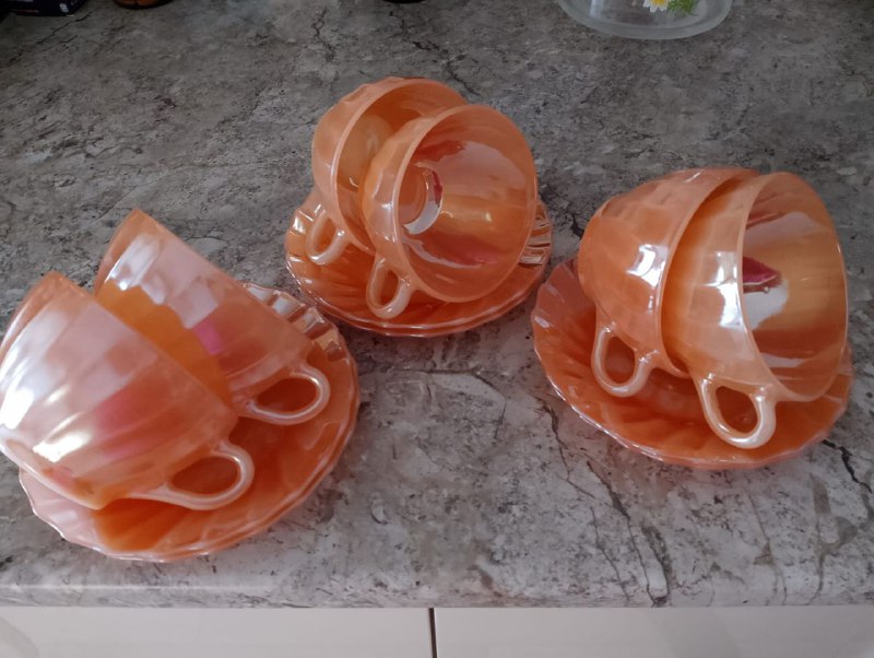6-piece set of cups and saucers 2