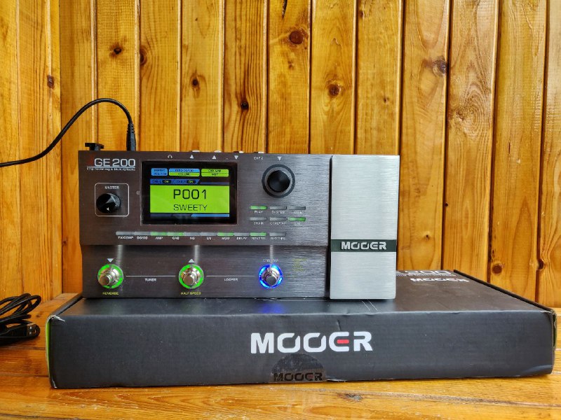 Гитарный процессор Mooer GE200