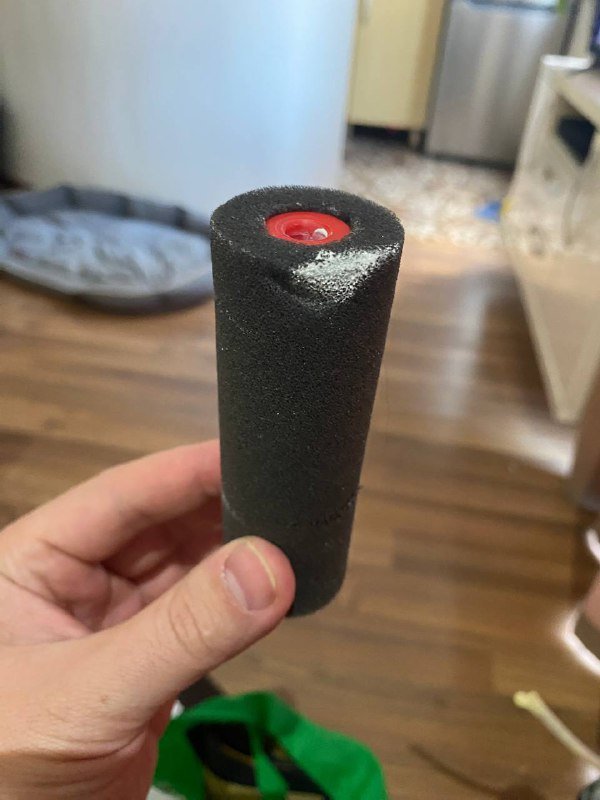 Набор строительных принадлежностей (шпатлевка, кисть, нож, растворитель, скотч, валик, грунтовка, краска, наждачная бумага, пена, клей) для ремонта 7