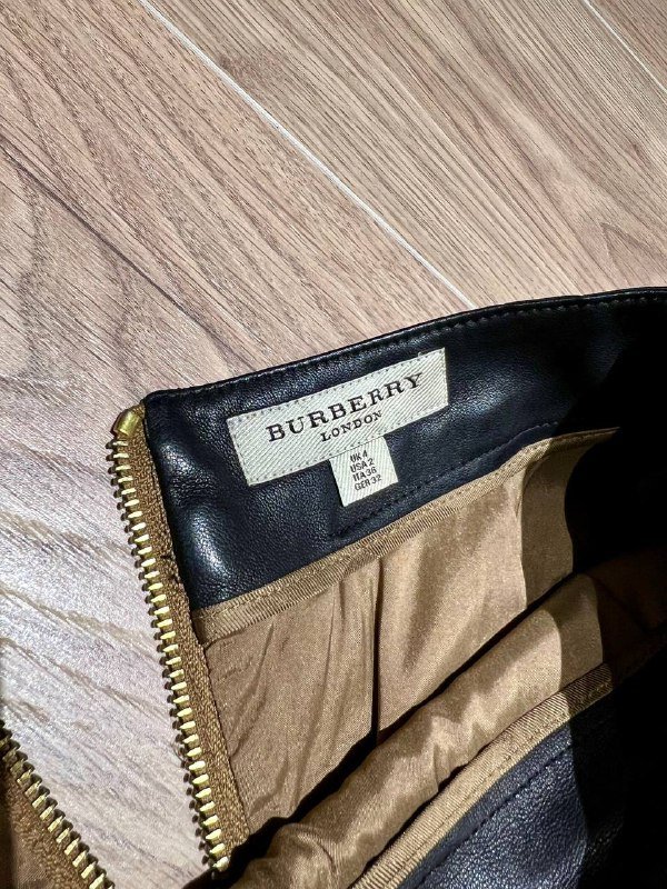 Юбка Burberry XS 4