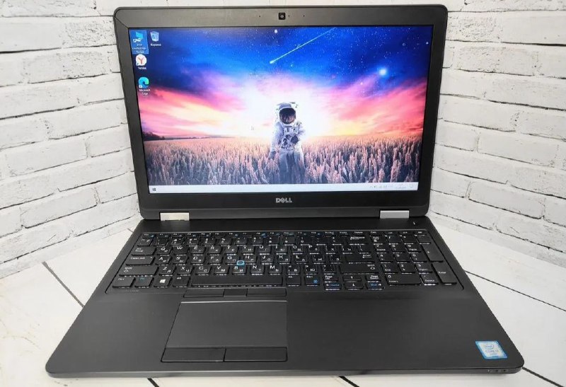 Ноутбук Dell Latitude E5570 i7 8 ядер 8ГБ SSD 500ГБ 3