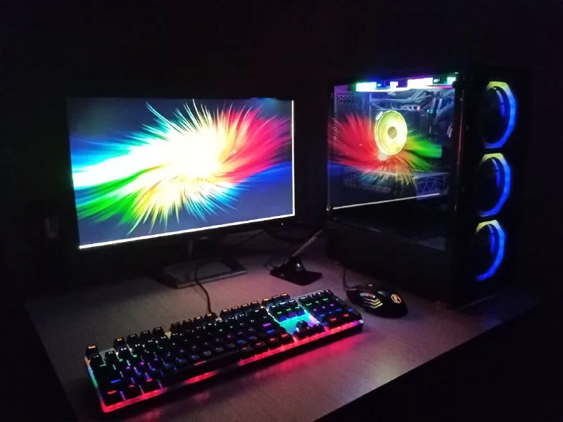 ПК, монитор Samsung Smart Monitor M7, клавиатура, мышка 1