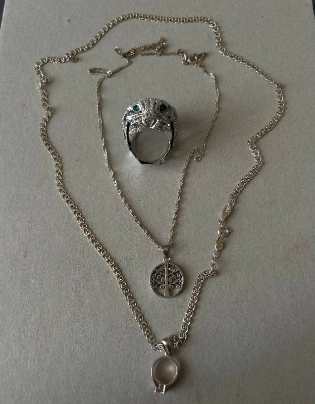 Серебряное кольцо и цепочки 3