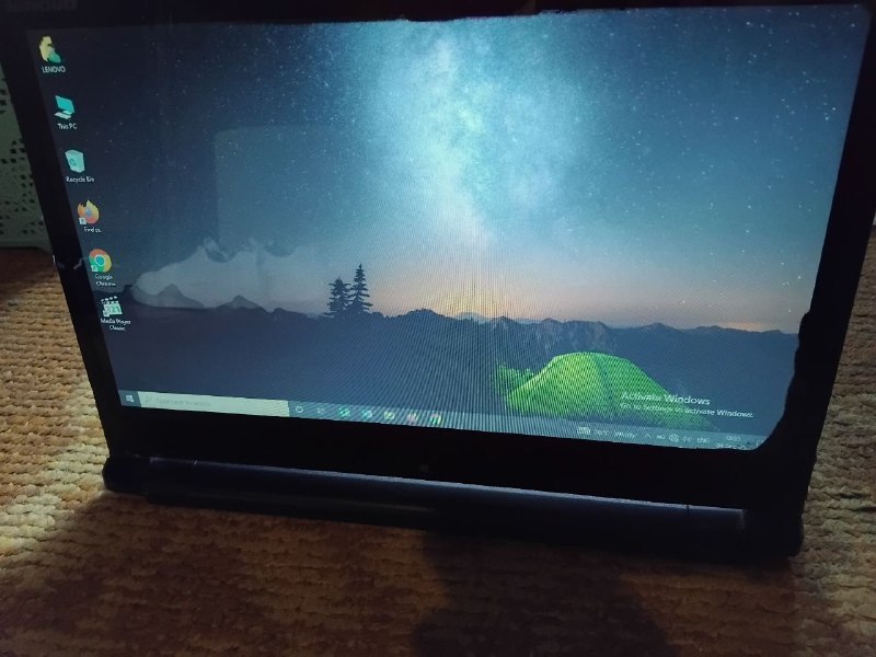 Ноутбук Lenovo IdeaPad Flex 15 с повреждением экрана 5