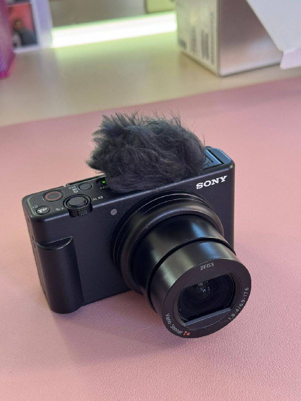 Камера Sony ZV-1 Mark II, аккумулятор, карта памяти, микрофон