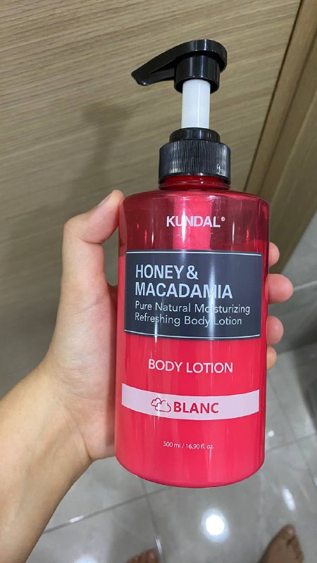 Лосьон для тела Kundal Honey and Macadamia Blanc