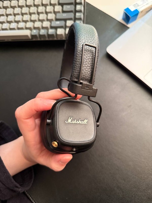 Marshall Major IV Bluetooth Headphones