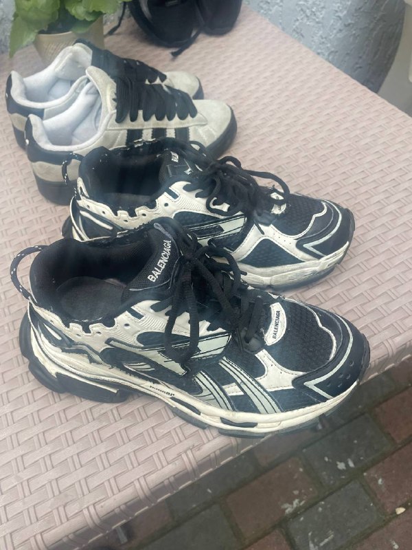 Кроссовки Balenciaga 38-39, Adidas 37 размер