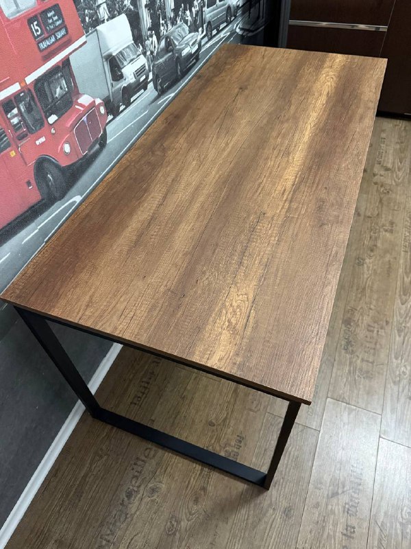 Компьютерный стол 150x70 см, высота 75 см 2